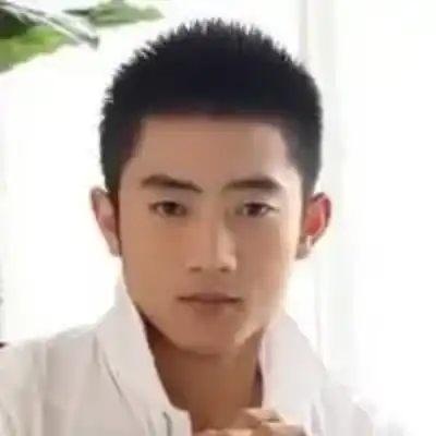 阚家欣